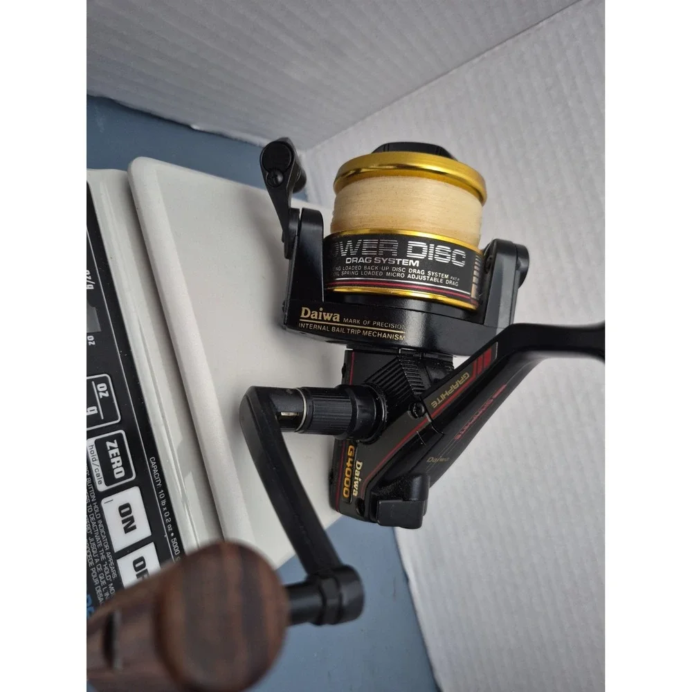 Dàiwa G4000 Fishing Spinning Reel